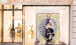 El Grupo Prada completa la compra de Versace por 1,375 millones de dólares