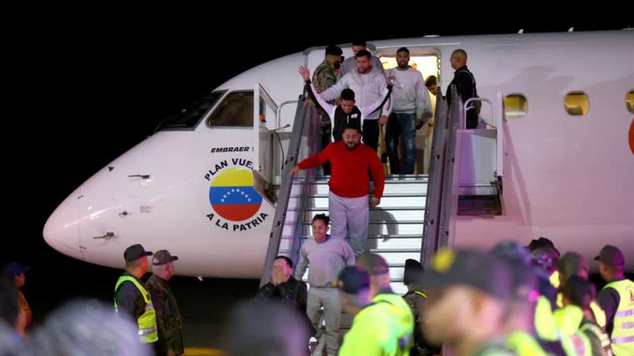 Venezuela reautoriza vuelos de deportación de migrantes de EEUU