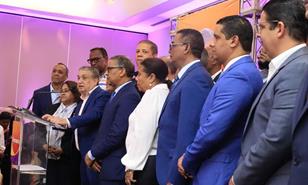Dirigentes del PLD anuncian apoyo a Gonzalo Castillo rumbo al próximo torneo electoral