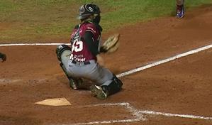 Una jugada en home reabre el debate sobre la obstrucción: ¿qué dice realmente la regla?