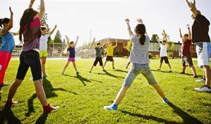 Docente cita factores que alejarían a las adolescentes del deporte en Congreso Ideice