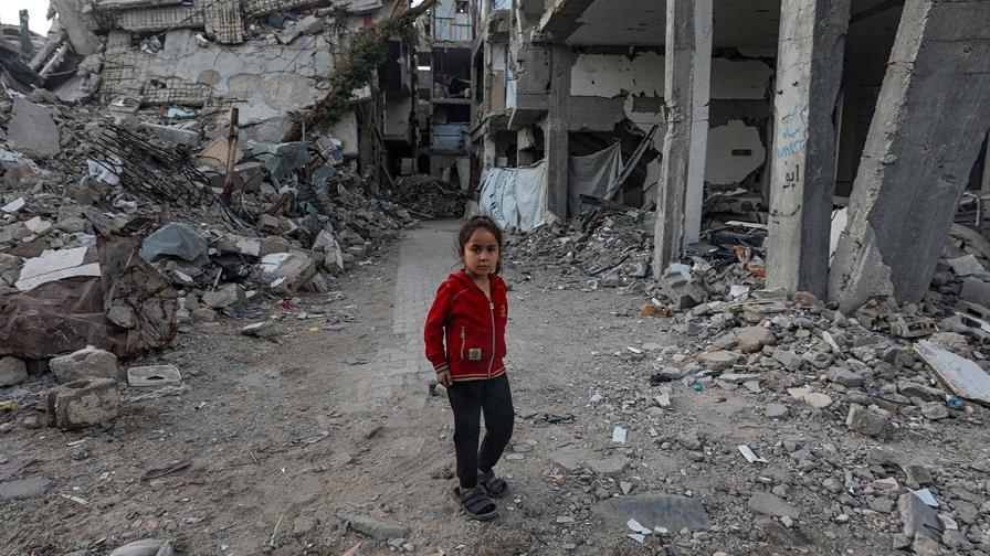 Los escombros y edificios derrumbados en Gaza dificultan la retirada de explosivos