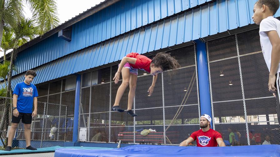 Falcons Diving, una academia necesaria para catapultar el clavado dominicano
