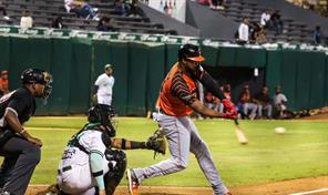 Eloy Jim&eacute;nez firma un contrato de liga menor con Toronto