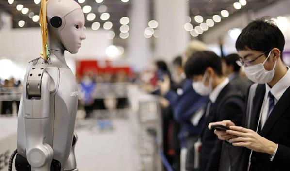 La IA busca reinventar el mercado laboral en Tokio con la mayor feria de robots del mundo