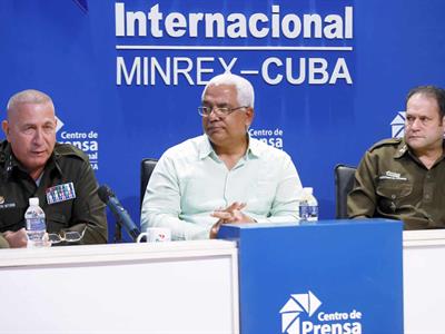 Cuba rechaza vínculos con narcotráfico y reafirma cooperación con EEUU