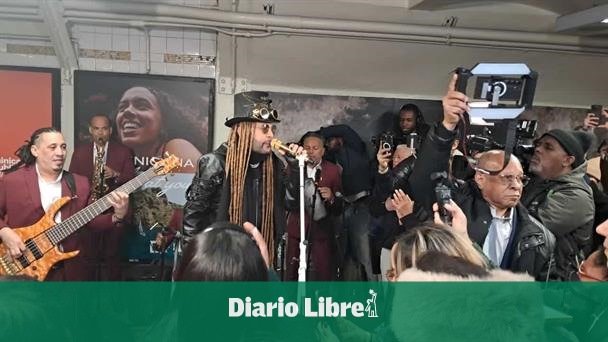 El merengue de Toño Rosario apodera Grand Central Terminal de NY
