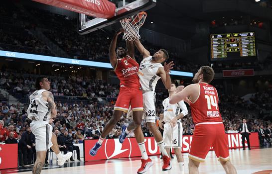 Walter Tavares, primer jugador que alcanza los 500 tapones en la historia de la Euroliga