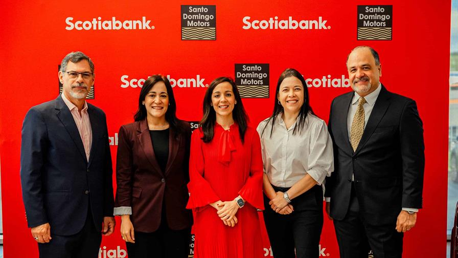 Scotiabank celebra su 105 aniversario con la promoción “Todo por Montarte de Rojo con Scotiabank” Scotiabank celebra su 105 aniversario con la promoción “Todo por Montarte de Rojo con Scotiabank”