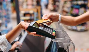 Servicios y supermercados: donde más se "pasan" las tarjetas de crédito y débito