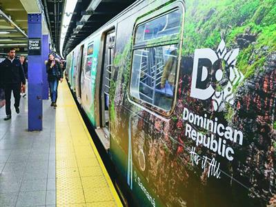 Turismo promueve a RD en el sistema de transporte de NY