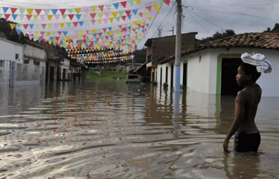 La OMM prevé un fenómeno de La Niña débil,ligado a un clima más frío,hasta febrero de 2026