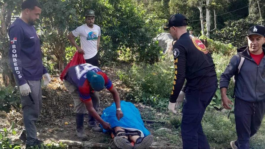 Francés muere mientras ascendía al pico Duarte Francés muere mientras ascendía al pico Duarte