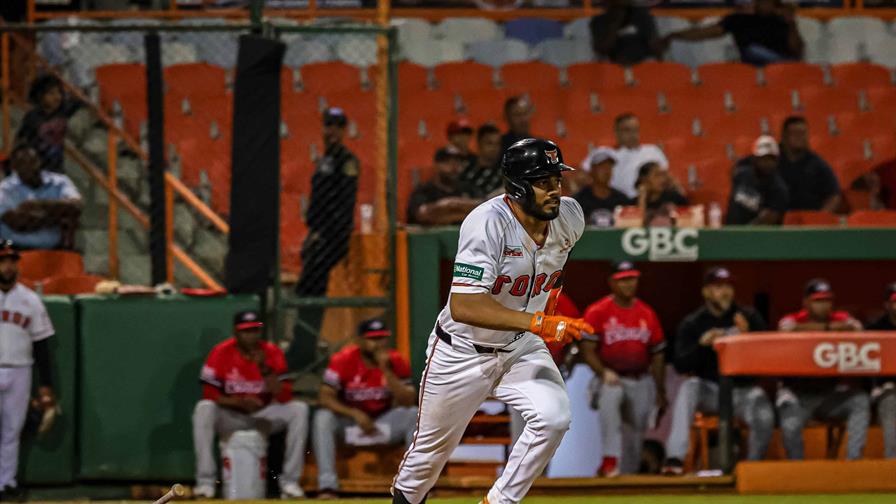 Jeimer Candelario remolcó tres en triunfo de los Toros sobre los Leones, su cuarta victoria seguida Jeimer Candelario remolcó tres en triunfo de los Toros sobre los Leones, su cuarta victoria seguida