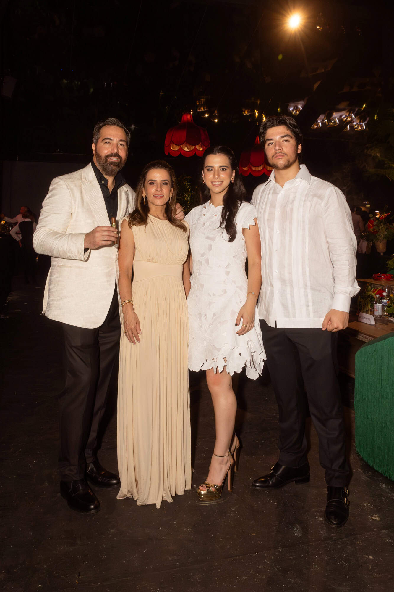 Ciro Cascella, Laura Zeller, Valeria Cascella y Ciro Alejandro Cascella.