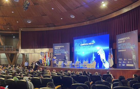 &iquest;Puede un robot ser juez? La UASD re&uacute;ne a especialistas internacionales para debatir sobre IA