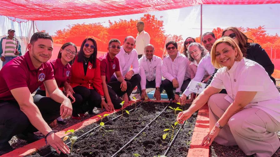 Inabie y FAO inauguran cocinas y huertos escolares en seis centros educativos de San Juan