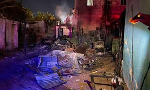 Incendio destruye cinco viviendas en sector de Hig&uuml;ey; no se reportan v&iacute;ctimas