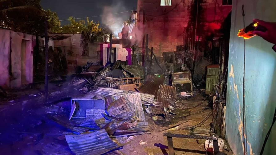 Incendio destruye cinco viviendas en sector de Higüey; no se reportan víctimas