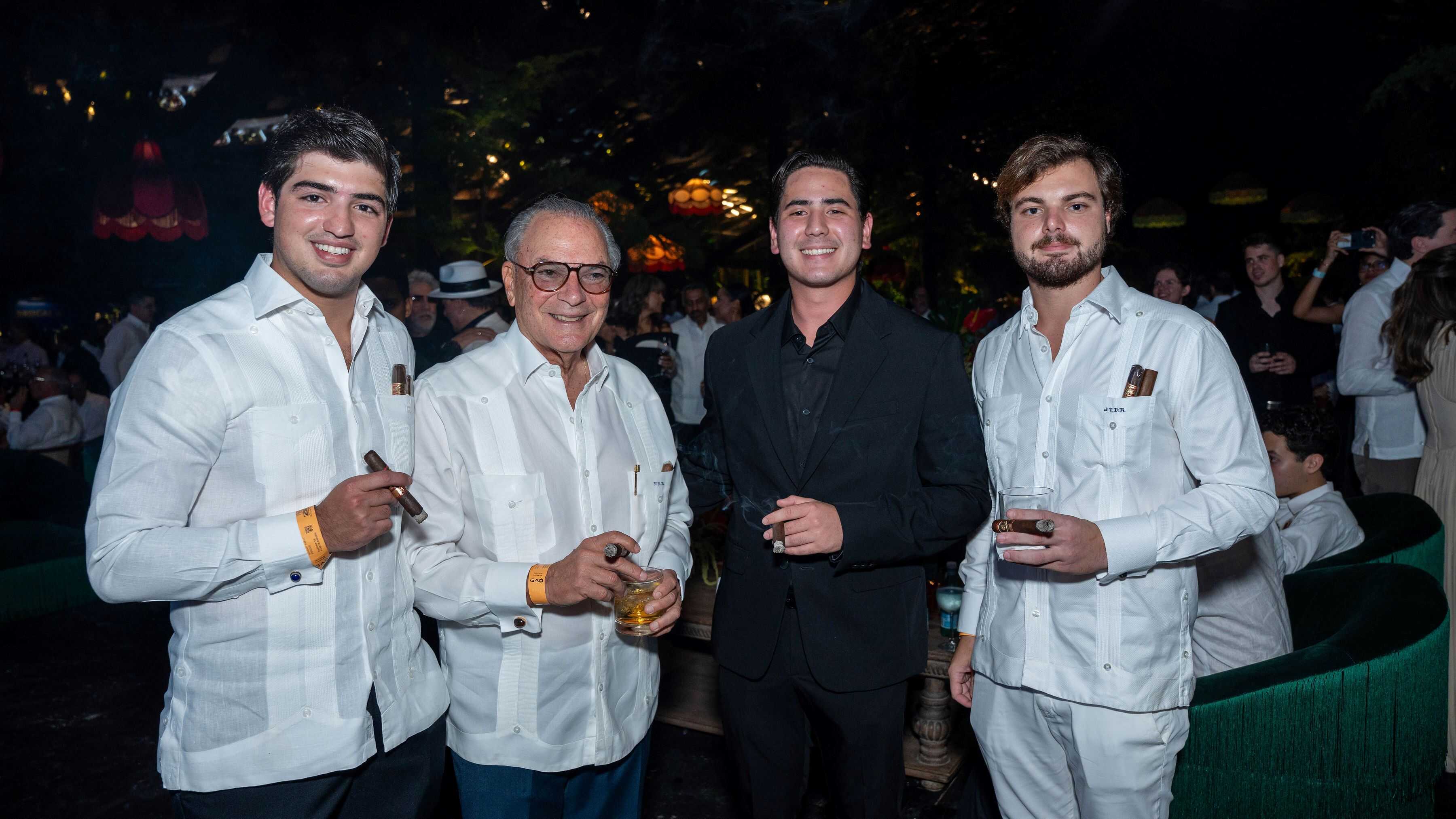 Marcos de Parada Rainieri, Frank Rainieri, Gabriel Matsumoto y Juan Tomas Diaz Rainieri.