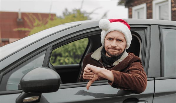 ¿Eres un conductor difícil? Señales que delatan tu comportamiento al volante en Navidad