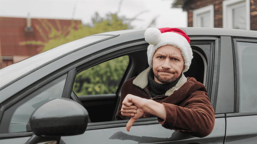 ¿Eres un conductor difícil? Señales que delatan tu comportamiento al volante en Navidad