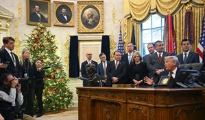 Trump aprueba la fabricación de autos pequeños en Estados Unidos