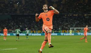 El Barça reafirma su liderato, vence al Real Betis con triplete de Ferran Torres