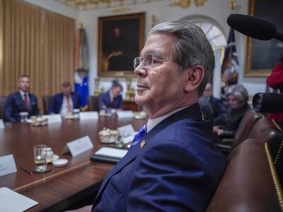 EE. UU. considera desbloquear crudo iraní y usar reservas de EE. UU