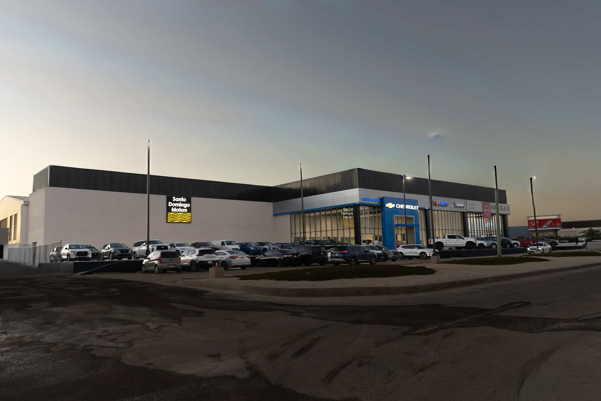 Fachada de la nueva sucursal de SDM en Punta Cana.