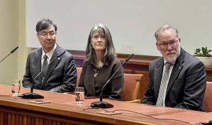 Galardonados en Medicina:Nuestro premio enfatiza que hay que financiar la ciencia básica