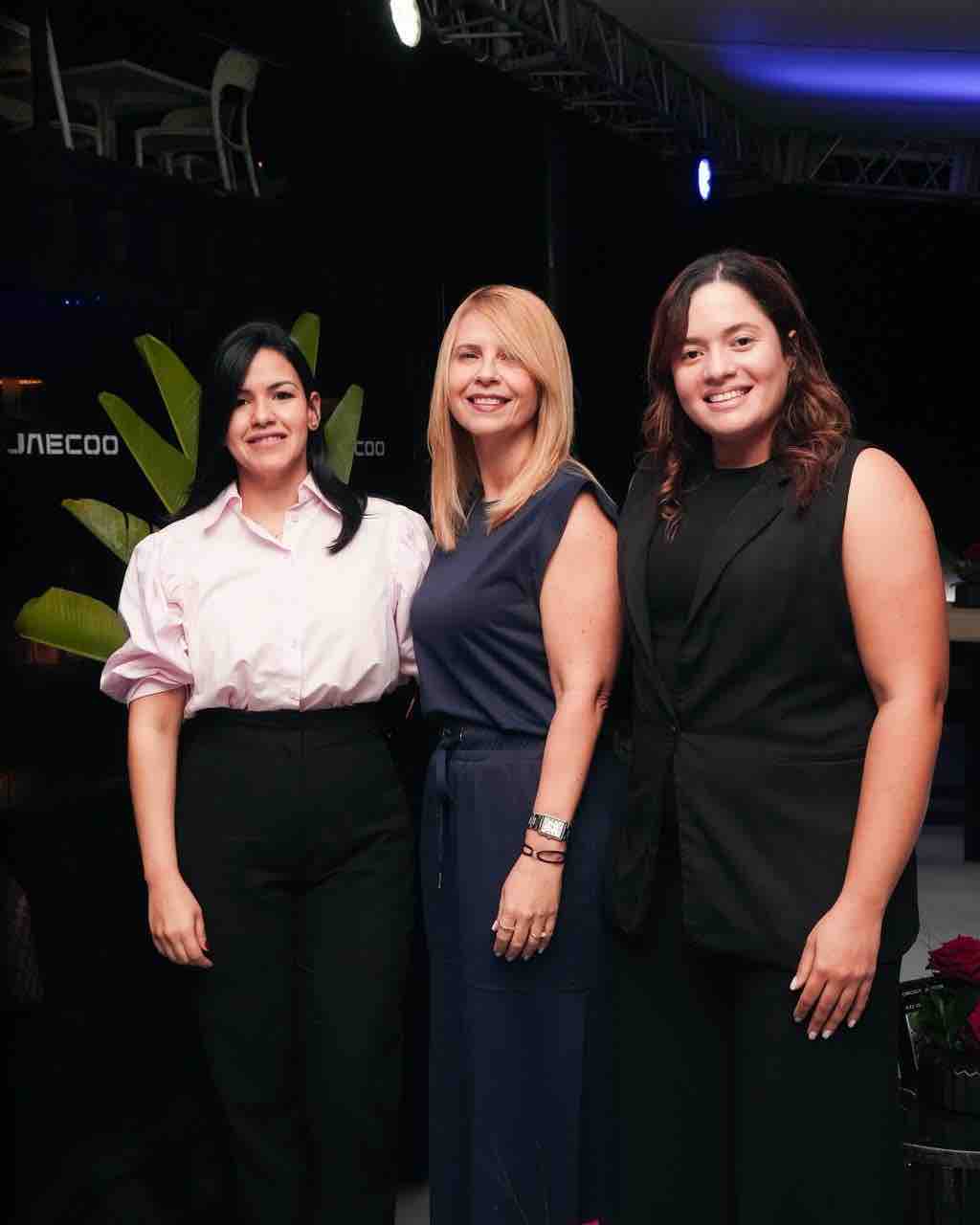 Rosa Grullón, Cynthia Núñez y Sheila Cepeda.