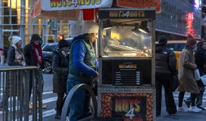 Los vendedores de comida callejera de Nueva York son homenajeados en un museo