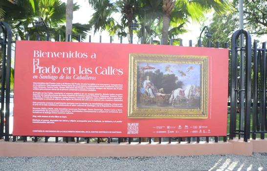 Santiago se convierte en un museo al aire libre: as&iacute; se vive "El Prado en las calles" 