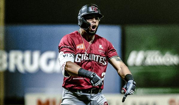 Gigantes sue&ntilde;an de nuevo con clasificaci&oacute;n al vencer a Toros en el primero de un doble juego