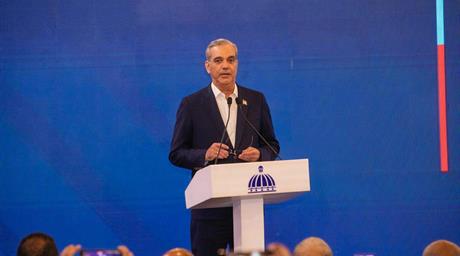 Abinader afirma que la Rep&uacute;blica Dominicana no es un pa&iacute;s racista