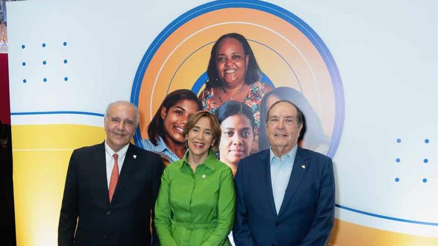 El Banco Adopem impulsa transformación digital de mujeres emprendedoras El Banco Adopem impulsa transformación digital de mujeres emprendedoras