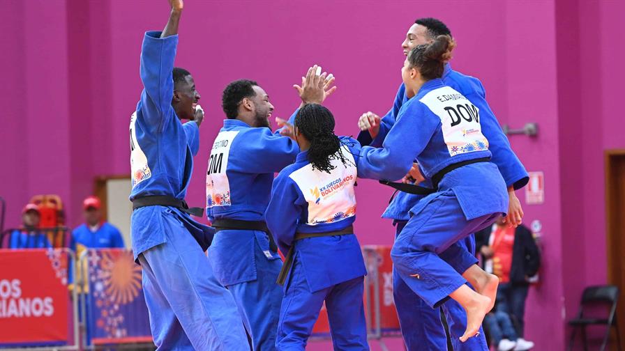 Dominicana alcanza 74 medallas y el séptimo lugar en Bolivarianos Dominicana alcanza 74 medallas y el séptimo lugar en Bolivarianos