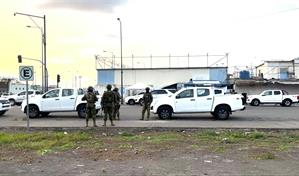 Mueren 13 presos en una cárcel de Ecuador marcada por matanzas recientes
