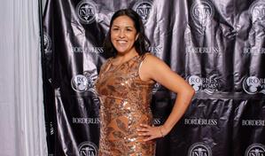 Sandra D&iacute;az Mart&iacute;nez brilla en los Galardones Interamericanos Sin Fronteras 2025