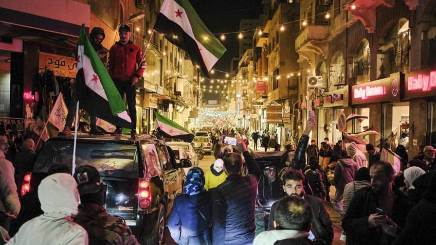 Tres millones de sirios han regresado a sus hogares desde la caída de Al Asad hace un año