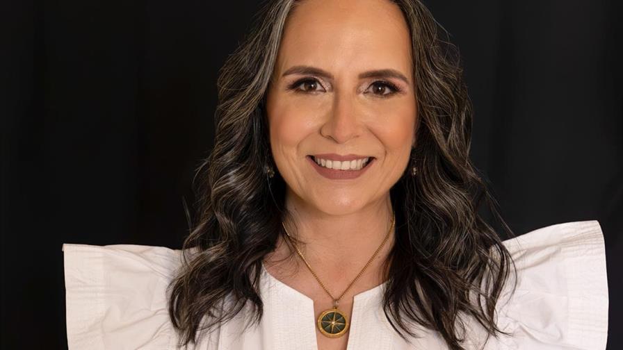 Vero Marcos presentó el libro Mi Momento en la FIL Guadalajara