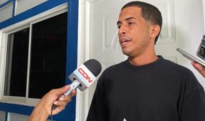 Padre denuncia falta de respuestas tras la muerte de su hija bajo custodia de Conani en Santiago