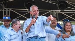 Asfura sigue liderando resultados de presidenciales en Honduras con 40,31 % de los votos