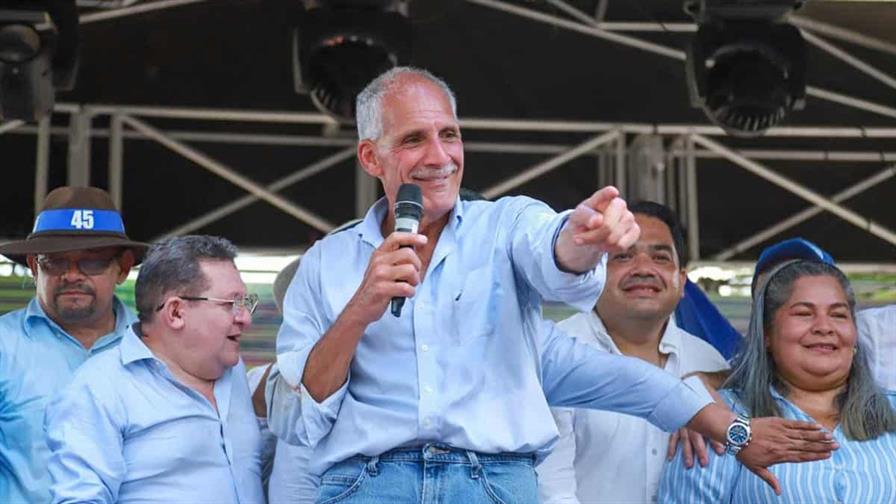 Asfura sigue superando a Nasralla con el 99.40 % de las actas escrutadas en Honduras Asfura sigue superando a Nasralla con el 99.40 % de las actas escrutadas en Honduras