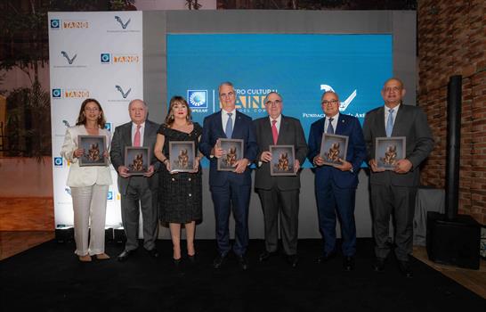 Presentan el libro "Nuestros primeros pobladores"