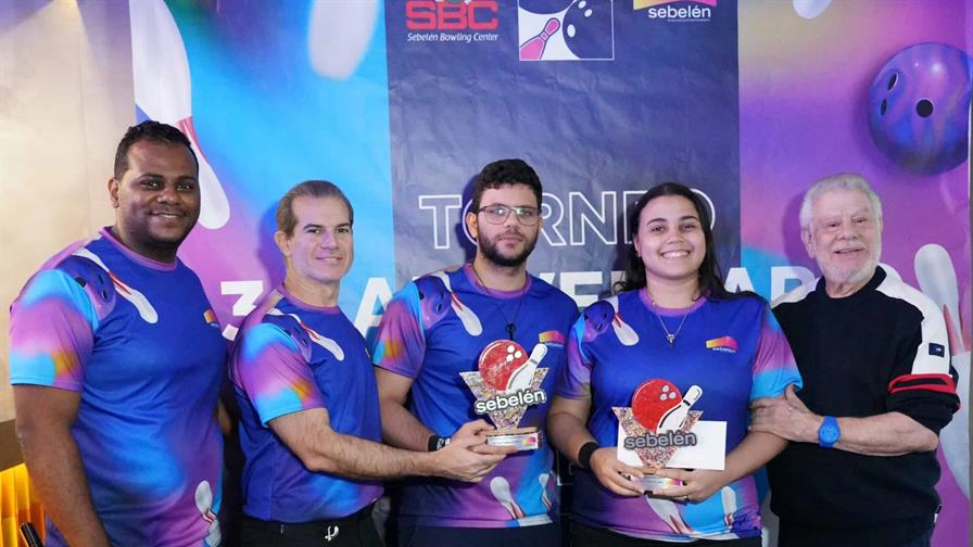 De los Santos y Ardente ganan torneo de boliche aniversario del SBC De los Santos y Ardente ganan torneo de boliche aniversario del SBC