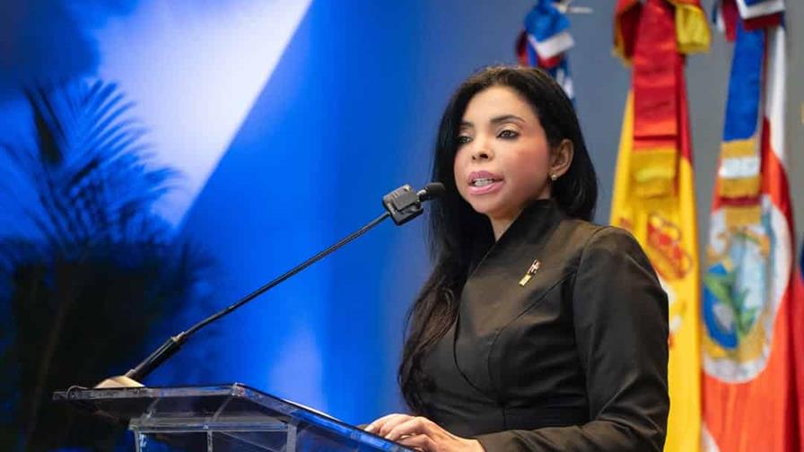 Yeni Berenice: "La corrupción es una violación sistemática a los derechos humanos"