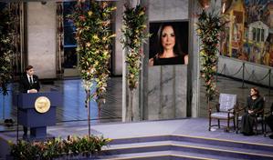 Machado salió de Venezuela en barco para intentar llegar a Oslo, según funcionarios de EE. UU.