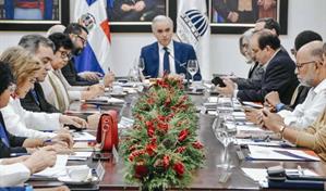 Ministro de Educación destaca necesidad de fortalecer el uso ético y efectivo de la tecnología